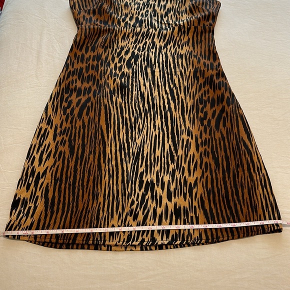 NWOT Le Lis Cheetah Print Mini Slip Dress with Side Zip Size S - Picture 8 of 9